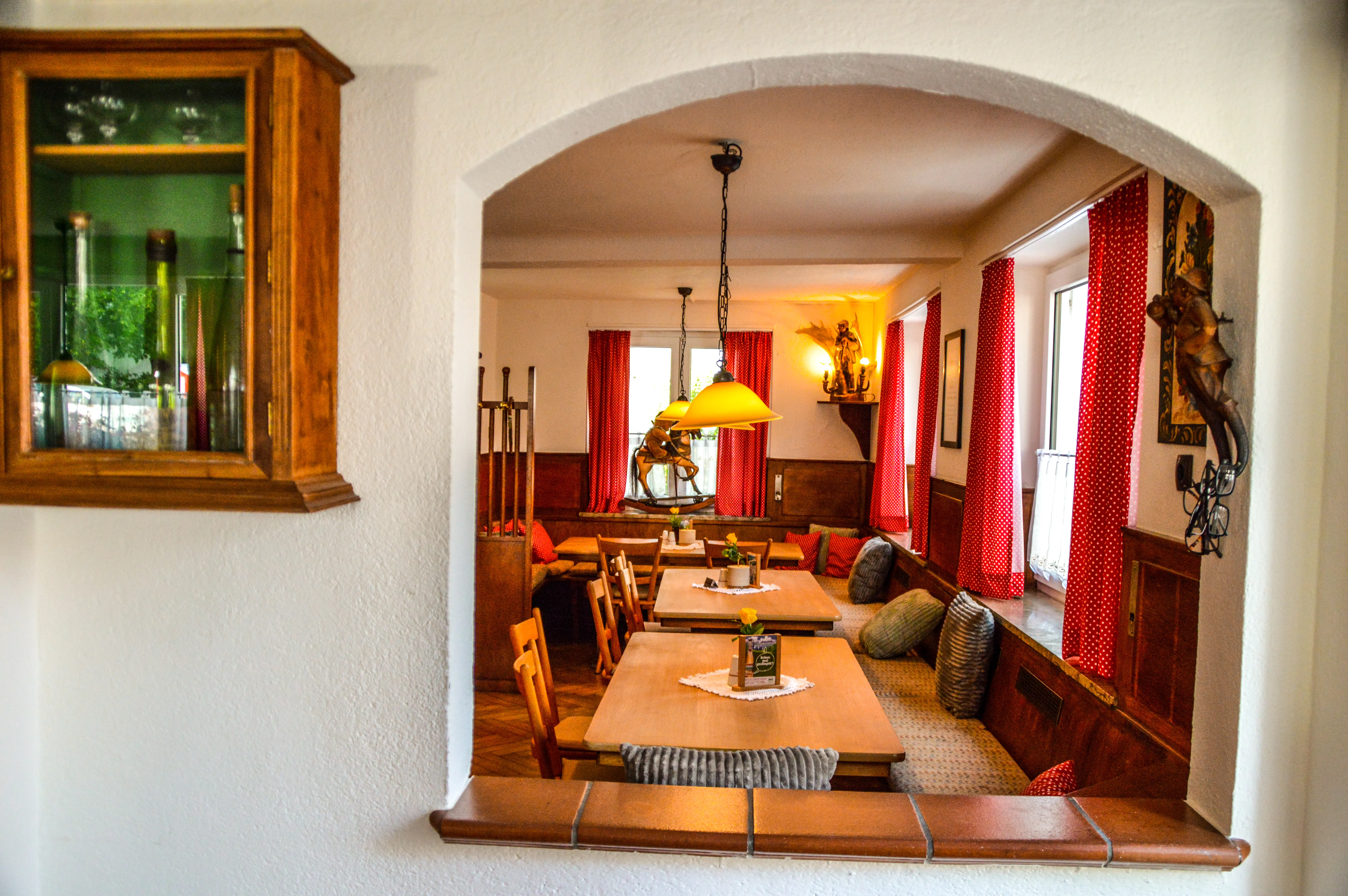 Innen: Durch Fenster